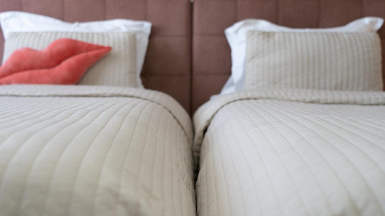 Avenue Parliament Old Town - Avenue Hotels Bucureşti Ngoại thất bức ảnh