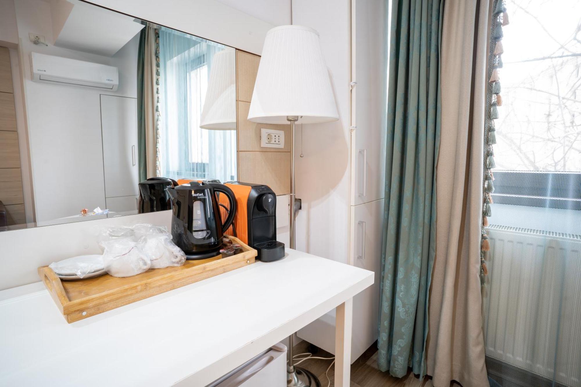 Avenue Parliament Old Town - Avenue Hotels Bucureşti Ngoại thất bức ảnh