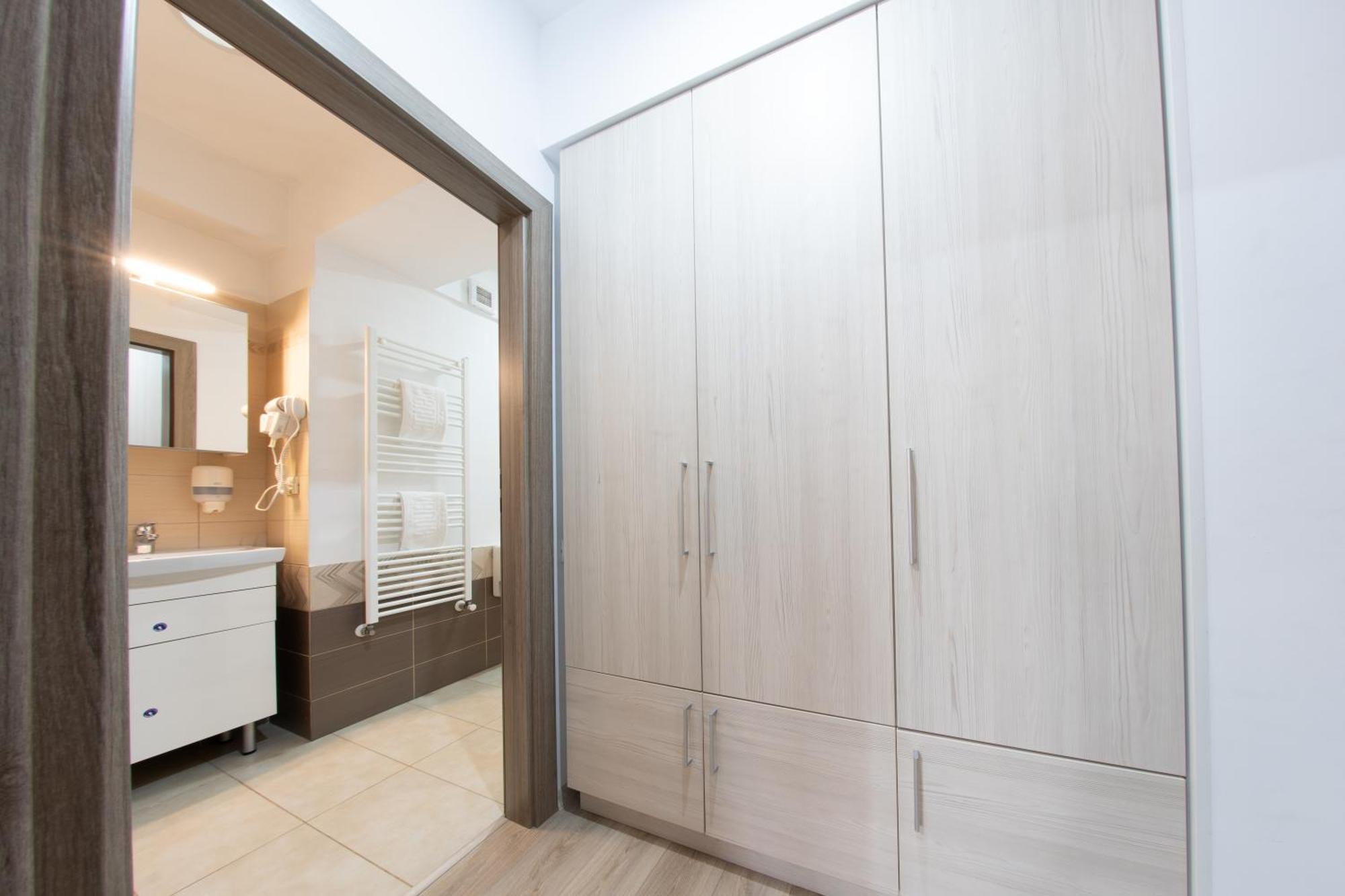 Avenue Parliament Old Town - Avenue Hotels Bucureşti Ngoại thất bức ảnh